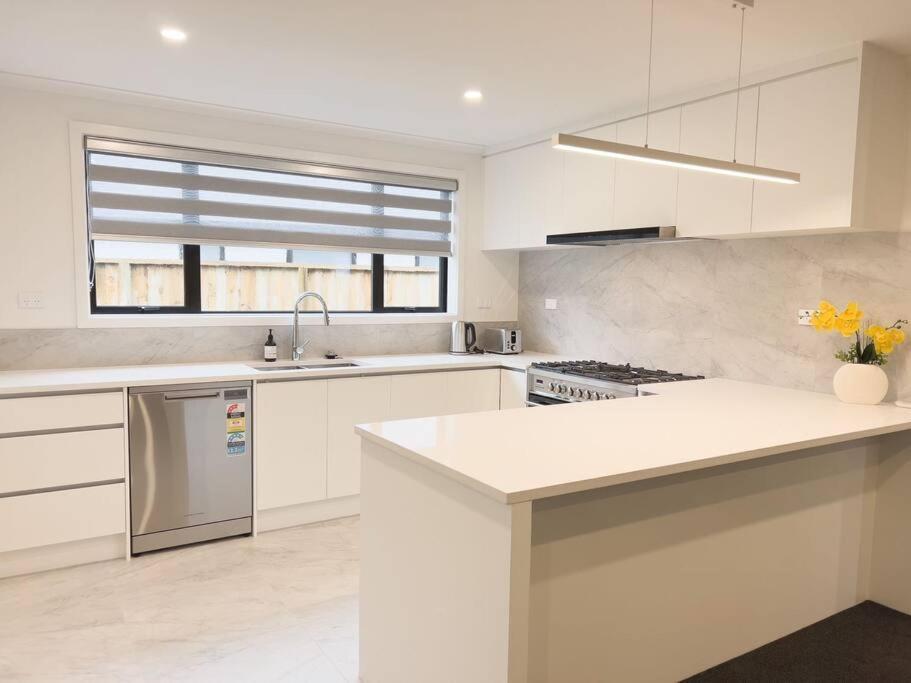 Rotorua Sunshine Brand New 4 Bedroom House Экстерьер фото