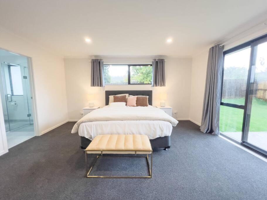 Rotorua Sunshine Brand New 4 Bedroom House Экстерьер фото