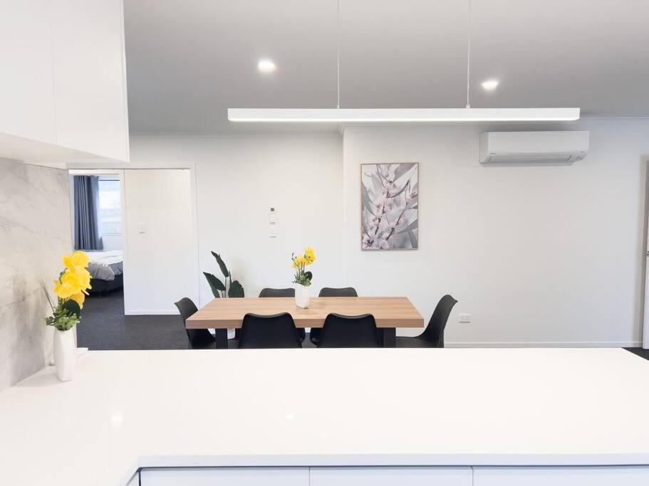 Rotorua Sunshine Brand New 4 Bedroom House Экстерьер фото
